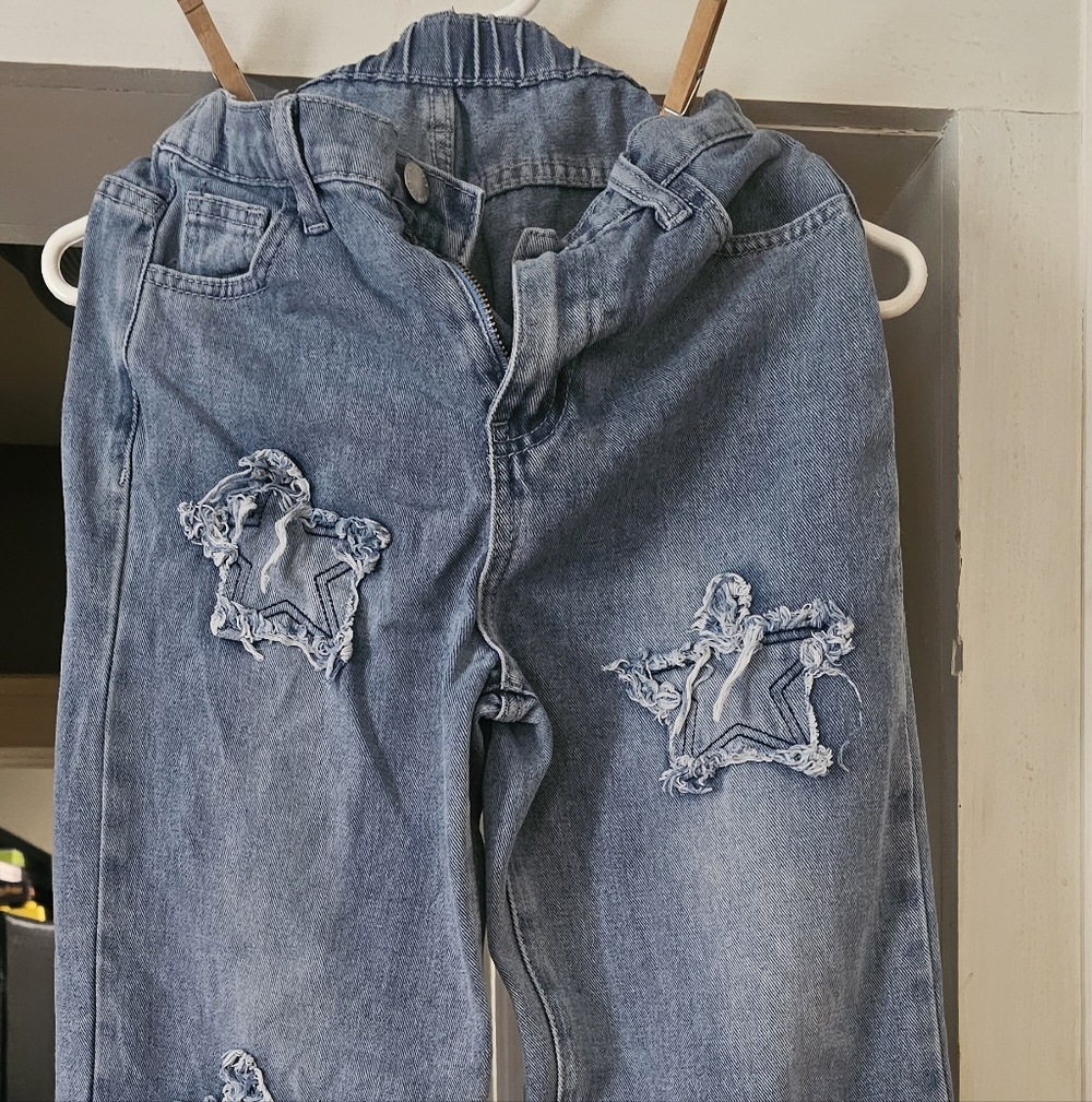 SHEIN Kids Blue Distressed Jeans